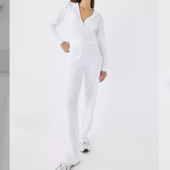 Babaton Other Aritzia Group By Babaton Sweat Set Poshmark